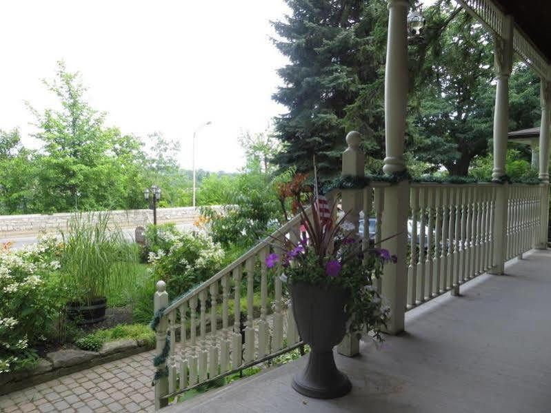 Redwood Bed And Breakfast Niagara Falls Exterior foto