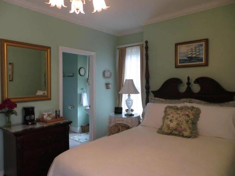 Redwood Bed And Breakfast Niagara Falls Exterior foto